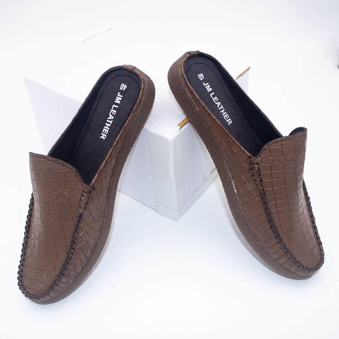 Exclusive Design Genuine leather loafer For Men image 2